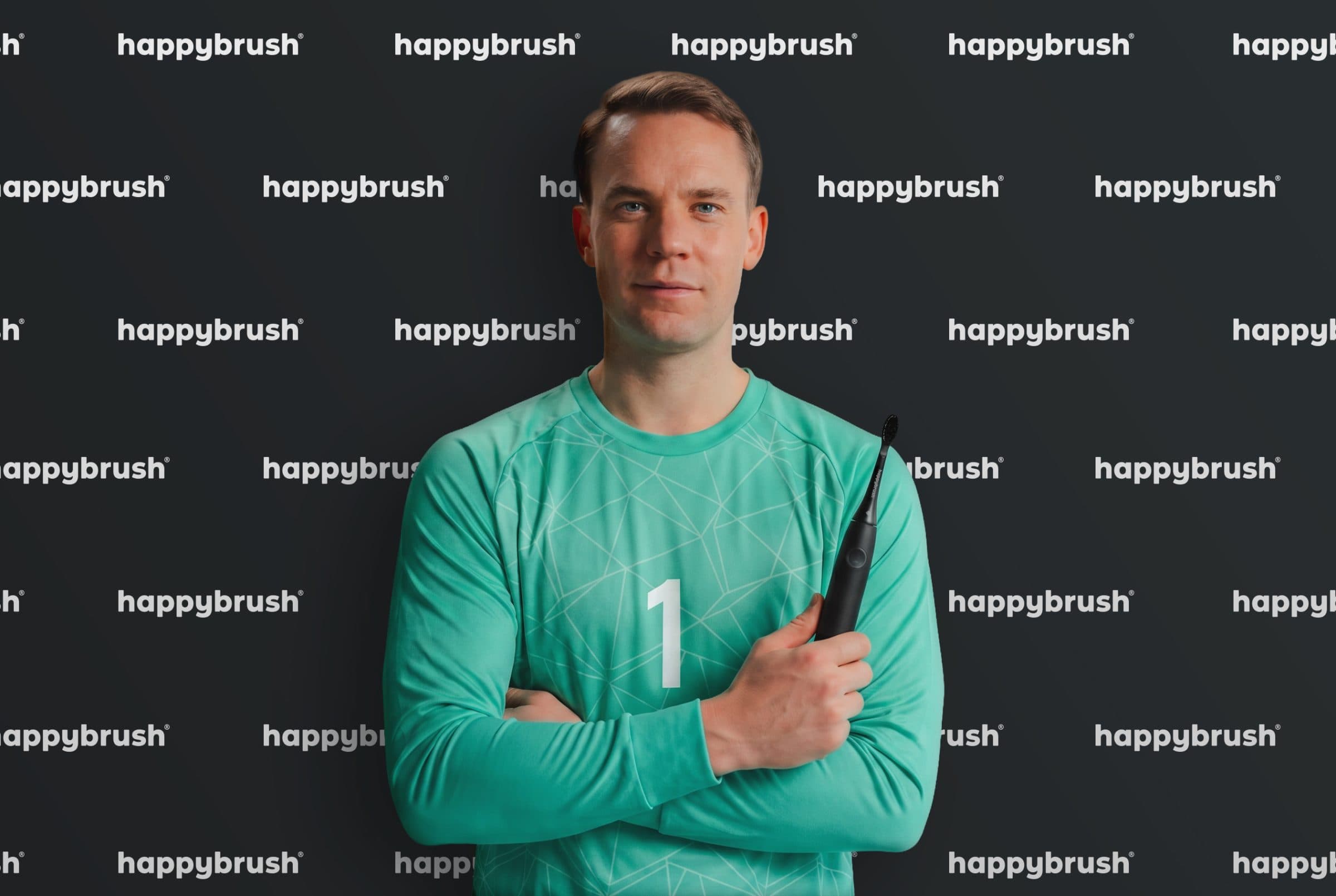 Happybrush holt Manuel Neuer an Bord